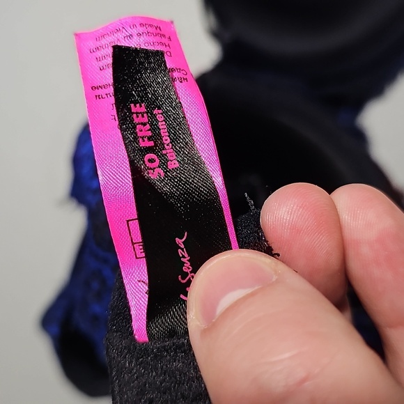 La Senza So Free blue and black 32DD bra - Picture 5 of 7